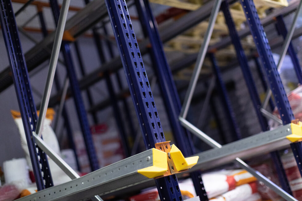 9 Common Signs Your Racking is Damaged